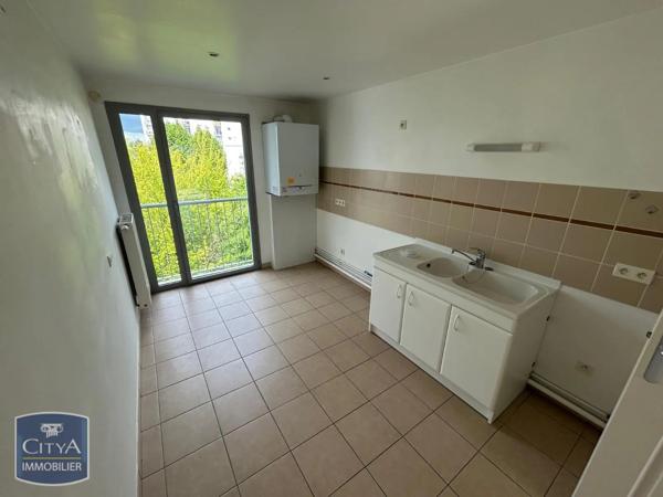 Appartement à louer 3 pièces 91.8m² Saint-Dizier (52100)