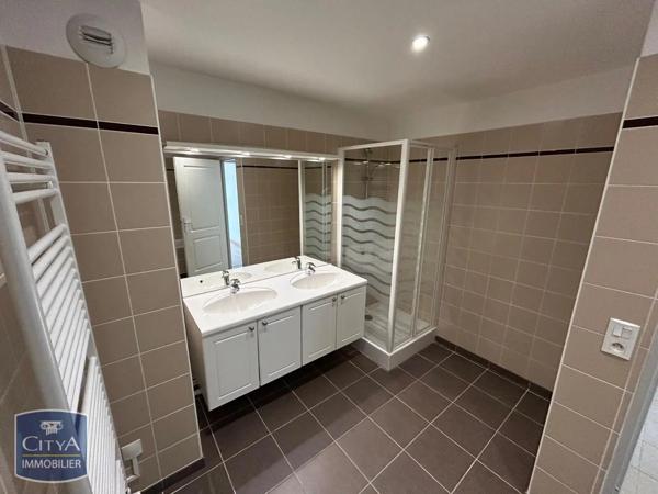 Appartement à louer 3 pièces 91.8m² Saint-Dizier (52100)