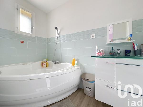 Maison 8 pièces de 160 m² à Cazères (31220)