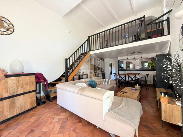 À VENDRE 13100 AIX-EN-PROVENCE APPARTEMENTS EN REZ-DE-CHAUSSÉE DE 195 M² DIVISÉ EN DEUX LOGEMENTS AVEC JARDIN ET STATIONNEMENT