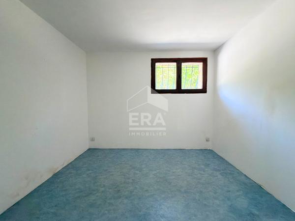 À VENDRE 13100 AIX-EN-PROVENCE APPARTEMENTS EN REZ-DE-CHAUSSÉE DE 195 M² DIVISÉ EN DEUX LOGEMENTS AVEC JARDIN ET STATIONNEMENT
