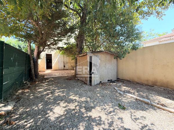 À VENDRE 13100 AIX-EN-PROVENCE APPARTEMENTS EN REZ-DE-CHAUSSÉE DE 195 M² DIVISÉ EN DEUX LOGEMENTS AVEC JARDIN ET STATIONNEMENT