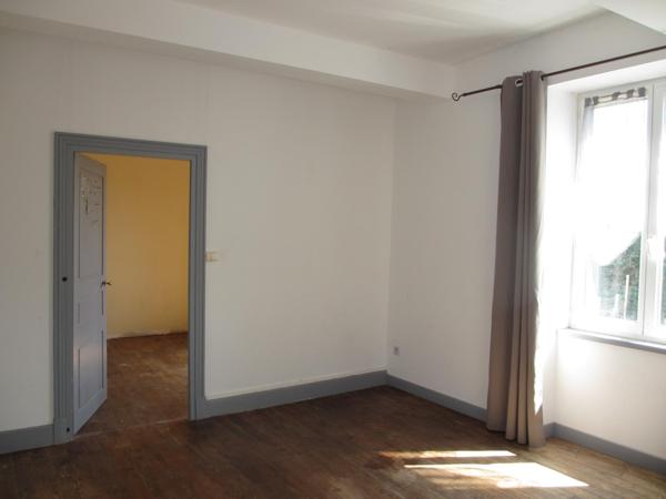 ECOCHE Maison de village à rénover 5 Pièces 122M²