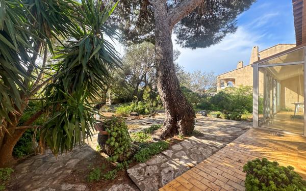 Maison à vendre    4 pièces • 123,48 m2 Martigues