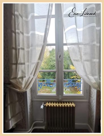 Propriete à vendre 8 pièces SAINT MAIXENT L'ECOLE (79)