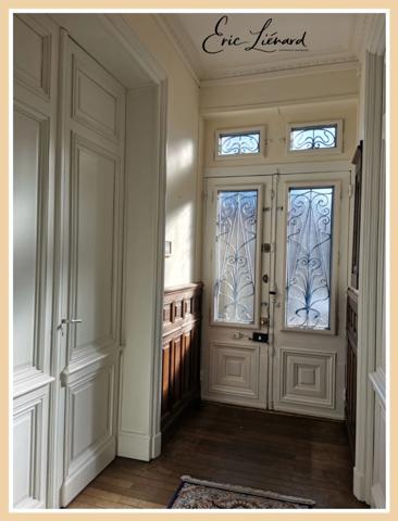 Propriete à vendre 8 pièces SAINT MAIXENT L'ECOLE (79)