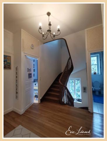 Propriete à vendre 8 pièces SAINT MAIXENT L'ECOLE (79)