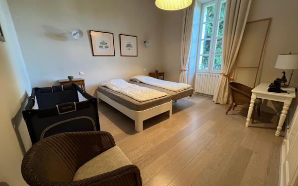 Maison à vendre    8 pièces •  Châteaurenard