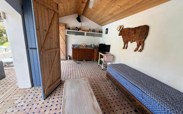 Maison à vendre    8 pièces •  Châteaurenard