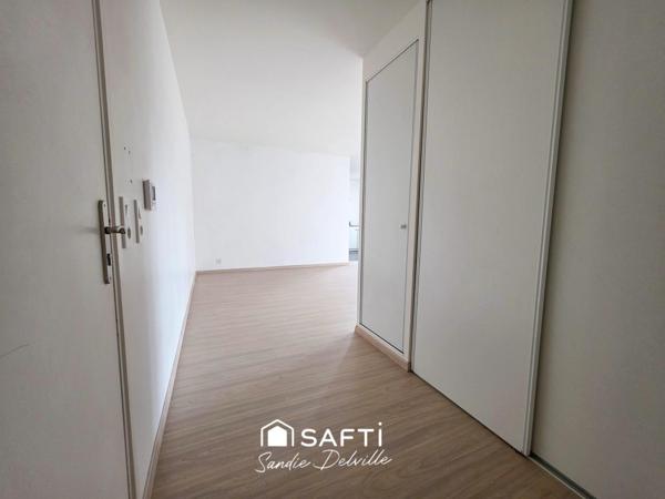 Appartement 3p -2 ch- 63m²- grand balcon- salle de sport