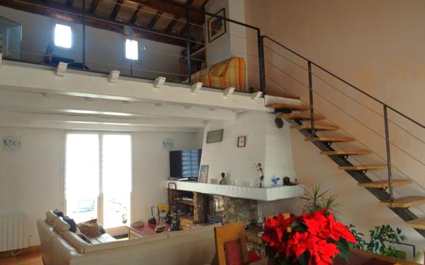 Maison à vendre    5 pièces • 116 m2 Saint-Zacharie