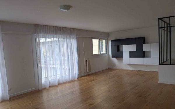 Appartement à vendre    4 pièces • 144 m2 Reims