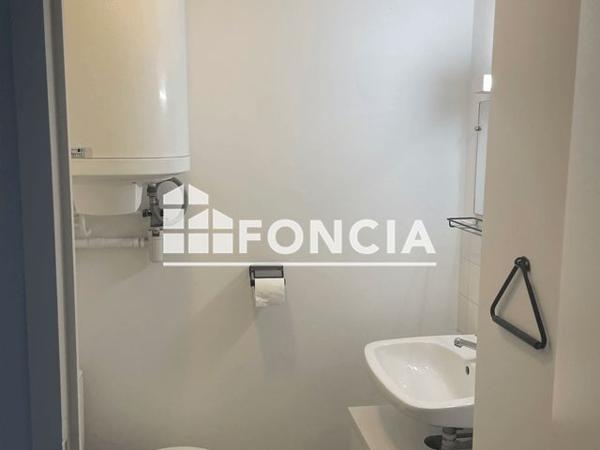 Location Studio 18.65 m² - 4 PORTE DE L'EUROPE Caen 14000