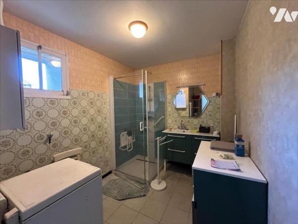 LONGERE EN PIERRE / PLEINE-FOUGERES