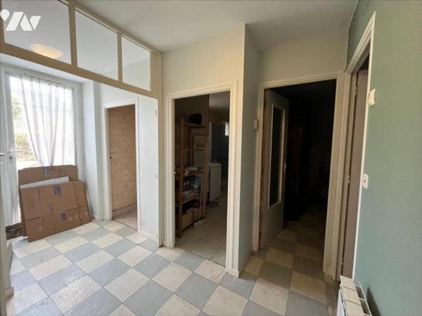 LONGERE EN PIERRE / PLEINE-FOUGERES