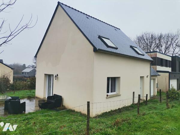 EXCLUVISITE - JANZE, maison en lotissement, 89 m² hab. et terrain de 402 m²