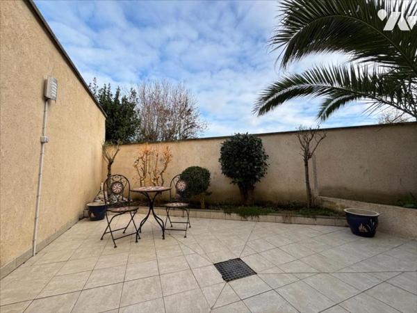 MAISON DE VILLE TOURLAVILLE PLACE