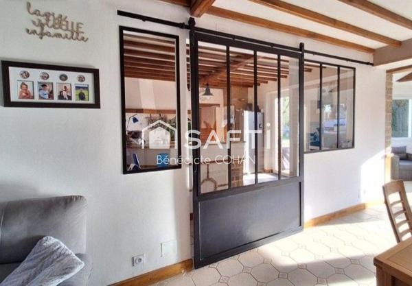 Maison spacieuse entièrement rénovée, quatre chambres