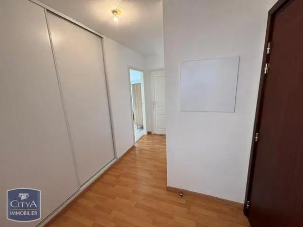 Appartement à louer 2 pièces 49.8m² Saint-Dié-des-Vosges (88100)