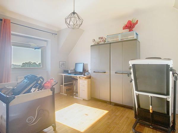 Longère 4 chambres - 1140m² de terrain clos - 10min de Quimper - Au calme