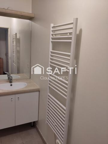 APPARTEMENT F3 AVEC PARKING  VENDU LOUÉ