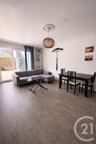 Appartement F3 à vendre  3 pièces - 60 m2 TRAPPES - 78