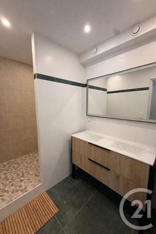 Appartement F3 à vendre  3 pièces - 60 m2 TRAPPES - 78
