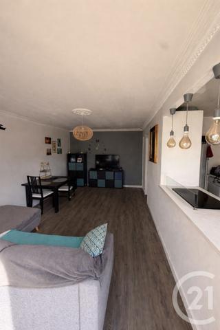 Appartement F3 à vendre  3 pièces - 60 m2 TRAPPES - 78