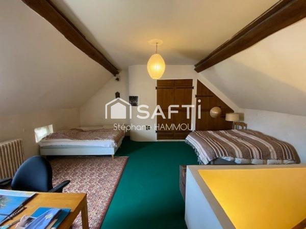 Longère 211m² - 5 chambres - Grange excellent état