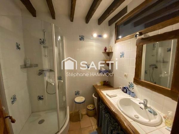 Longère 211m² - 5 chambres - Grange excellent état