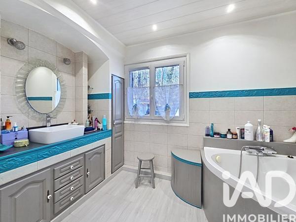 Maison à vendre 8 pièces 130 m² Villebon-sur-Yvette