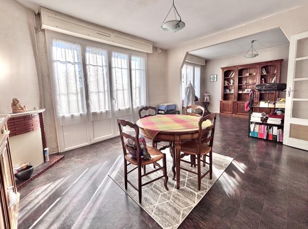 Immeuble 7 pièces - 160 m²