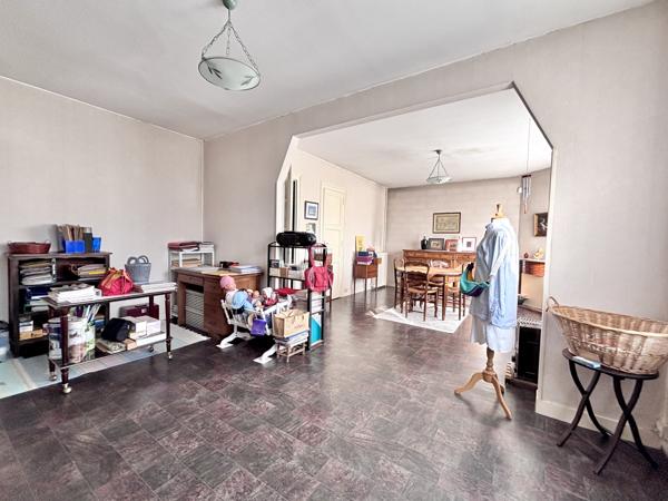 Immeuble 7 pièces - 160 m²