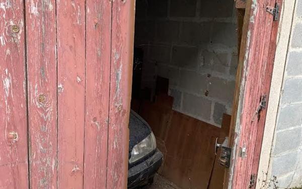 Maison à vendre    3 pièces •  Saint-Éloi