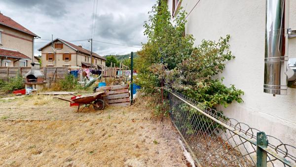 Maison  71 m2, 4 pièces 2 chambres sur 124 M² de terrain.