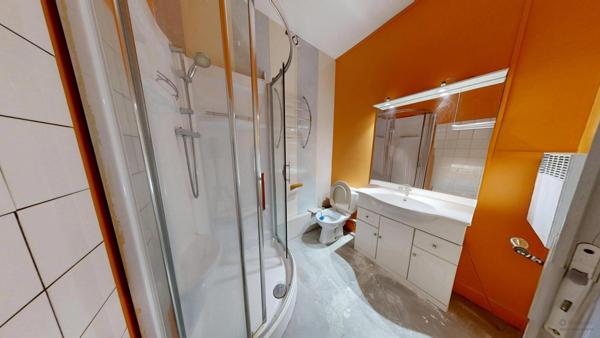 Maison  71 m2, 4 pièces 2 chambres sur 124 M² de terrain.