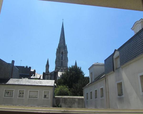 A LOUER - NANTES SAINT CLEMENT - STUDIO IDEAL ETUDIANT !