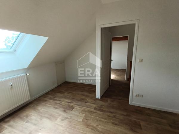 Appartement Villette Les Dole 3 pièce(s) 68.94 m2 en duplex. Rénovation complète