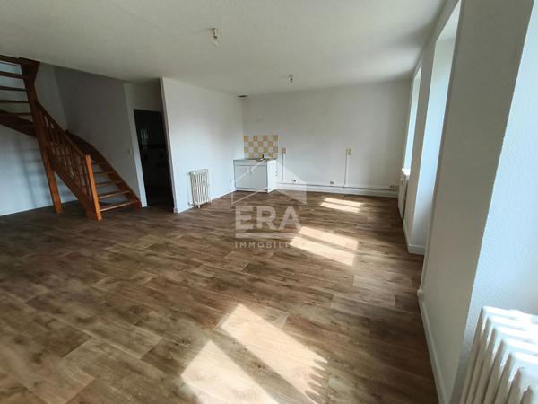 Appartement Villette Les Dole 3 pièce(s) 68.94 m2 en duplex. Rénovation complète