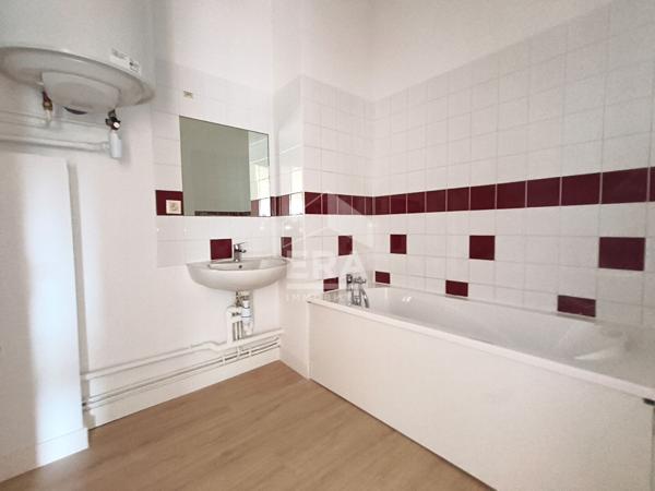 Appartement Villette Les Dole 3 pièce(s) 68.94 m2 en duplex. Rénovation complète