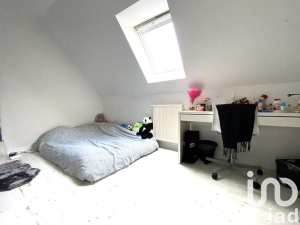 Maison traditionnelle 6 pièces de 113 m² à Véretz (37270)