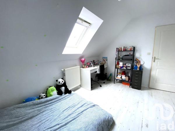 Maison traditionnelle 6 pièces de 113 m² à Véretz (37270)