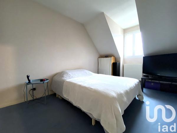 Maison traditionnelle 6 pièces de 113 m² à Véretz (37270)