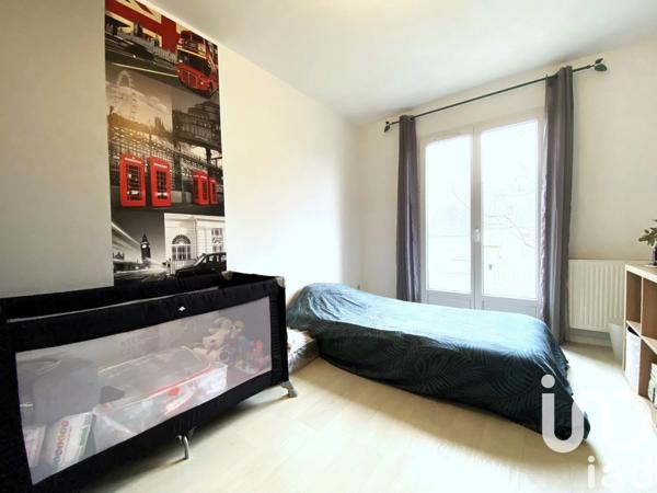 Maison traditionnelle 6 pièces de 113 m² à Véretz (37270)