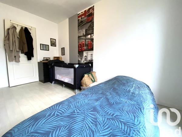 Maison traditionnelle 6 pièces de 113 m² à Véretz (37270)