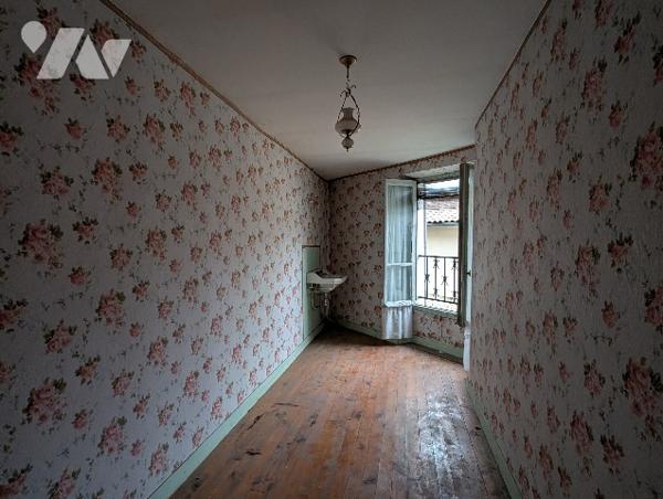 BEAUMONT LES VALENCE - Maison de ville T6, 139 m²