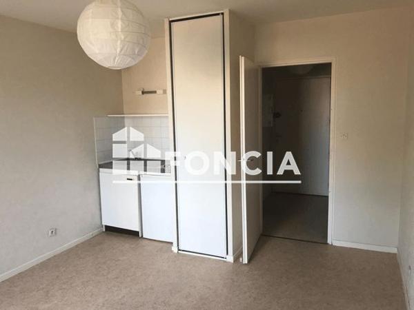 Location Studio 20.84 m² - 19 A 23 RUE HENRI DE SAHUQUE Toulouse 31400