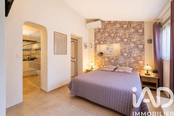 Maison à vendre 7 pièces 264 m² Cogolin
