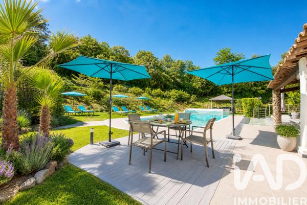 Maison à vendre 7 pièces 264 m² Cogolin