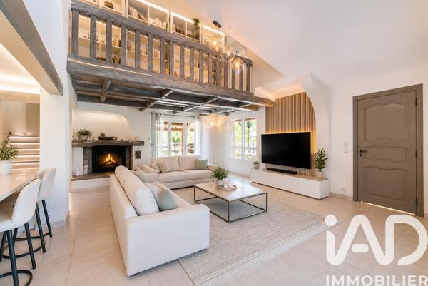 Maison à vendre 7 pièces 264 m² Cogolin
